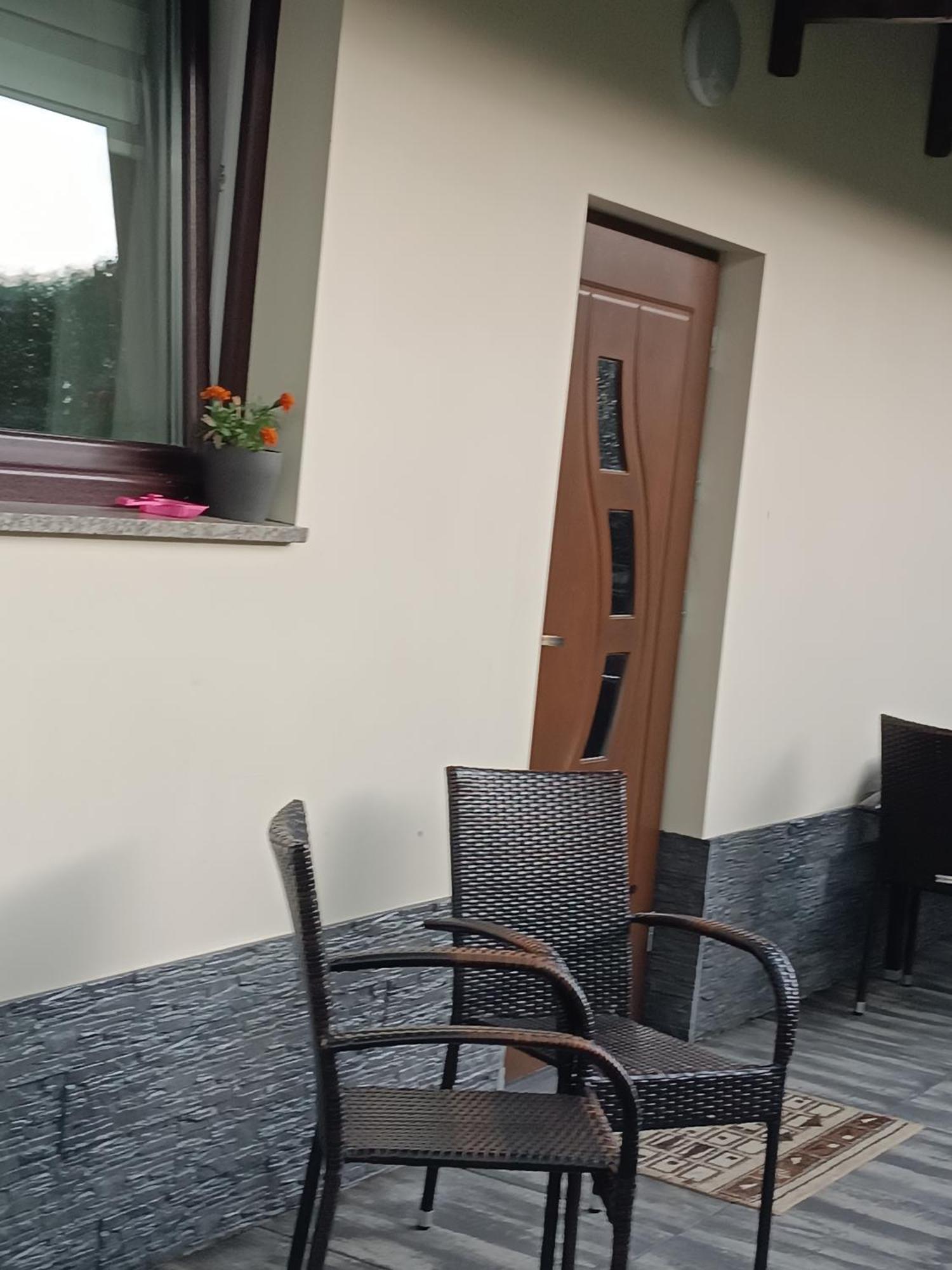 Stas-Przy Szkole Nr3 W Skawie Skawa Ruang foto